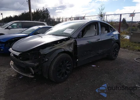 2021 Tesla Model Y Long Range Dual Motor All-Wheel Drive from USA, damaged, VIN 5YJYGAEE3MF301507
